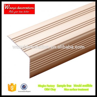 Aluminum corner profile and aluminum tile corner guard